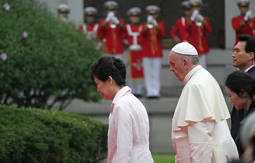 Pope Francis is received at the Blue House, the presidential palace, in Seoul, South Korea on August 14, 2014. ?w=200&h=150