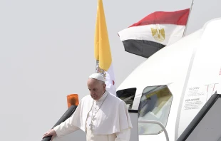 Pope Francis lands at Cairo International Airport in Egypt on April 28, 2017.   L'Osservatore Romano.