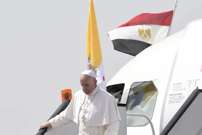 Pope Francis lands at Cairo International Airport in Egypt on April 28 2017 Credit LOsservatore Romano CNA