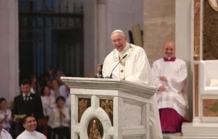 Pope Francis laughs during his Jan. 16 homily at Manila's Our Lady of the Immaculate Conception Cathedral.   Alan Holdren/CNA.