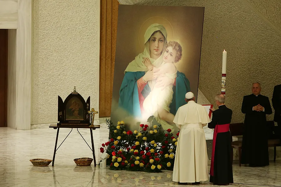 Pope Francis at an Oct. 25, 2014 audience with Schoenstatt movement. ?w=200&h=150