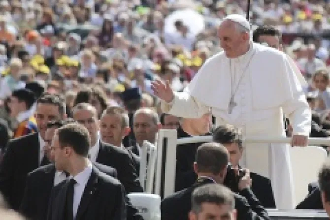 Pope Francis makes his way through St Peters Square in the popemobile during the May 8 2013 general audience Credit Stephen Driscoll CNA