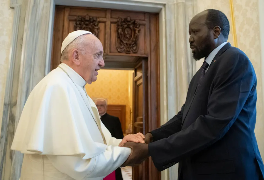 Pope Francis meeting with President Salva Kiir Mayardit of the Republic of South Sudan on March 16, 2019. ?w=200&h=150