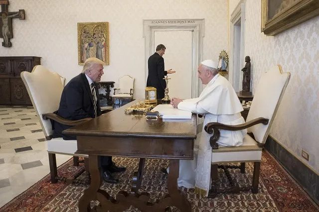 Pope Francis meets with President Donald Trump in the Apostolic Palace May 24, 2017. ?w=200&h=150