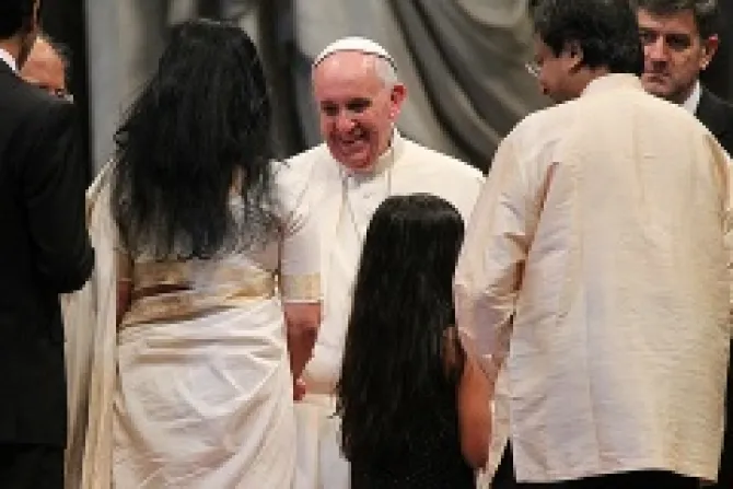 Pope Francis meets with Sri Lankan pilgrims at the Vatican on Feb 8 2014 Credit Lauren Cater CNA CNA 2 10 14