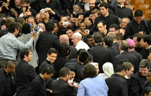Pope Francis meets with seminarians from the Pontifical Roman universities on May 12, 2014   Daniel Ibáñez/CNA