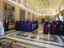 Pope Francis meets with the Pontifical Scots College in 2016. 