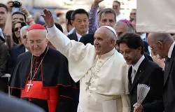 Pope Francis meets with the Renewal of the Spirit Movement in Rome's Olympic Stadium on June 1, 2014. ?w=200&h=150