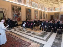  Pope Francis meets with the "Shahbaz Bhatti Mission" association Nov. 30, 2018. 