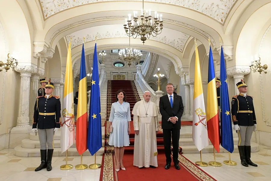 Pope Francis meets with the president of Romania Klaus Iohannis in Bucharest May 31, 2019. ?w=200&h=150