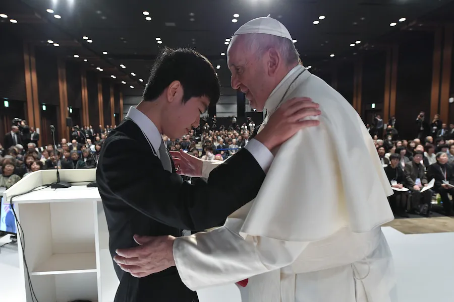Pope Francis meets with victims of Japan’s 2011 ‘triple disaster’ Nov. 25, 2019. ?w=200&h=150