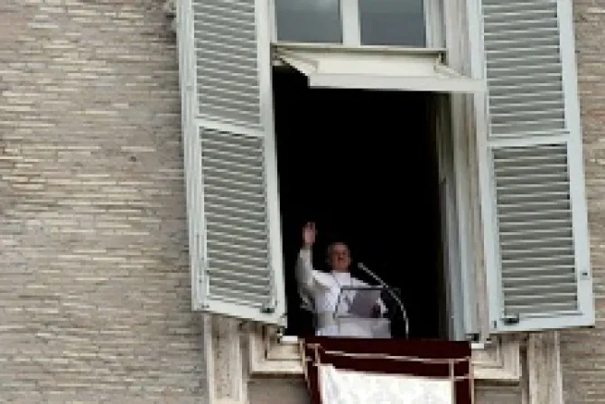 Pope Francis on April 21 2013 at the Regina Caeli Credit LOsservatore Romano CNA 2