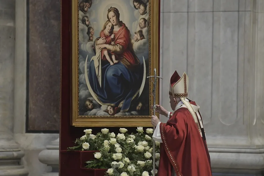 Pope Francis adds three titles litany of the Virgin Mary | Catholic News Agency