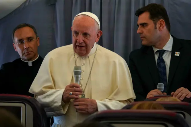 Pope Francis papal flight Romania June 2 2019 Credit AndyGag CNA
