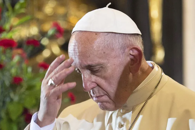 Pope Francis praying Credit Vatican Media CNA