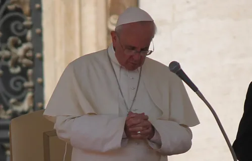 Pope Francis prays at the general audience in Saint Peter's Square on Sept. 25, 2013. ?w=200&h=150
