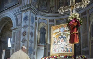 Pope Francis prays in Basilica of St Bartholomew on Tiber Island April 22, 2017.   Vatican Media.