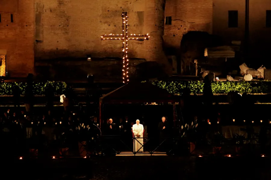 Pope Francis leads prayers for the Way of the Cross at Rome's Colosseum, April 14,  2017. ?w=200&h=150