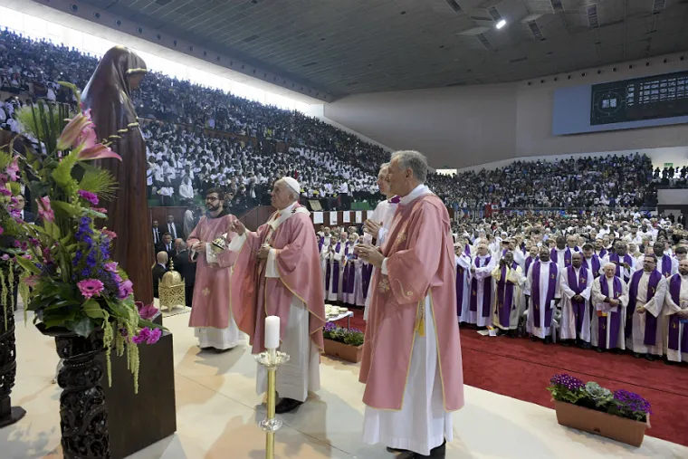 Pope Francis says Mass at Prince Moulay Abdullah Stadium in Rabat, March 31, 2019. Credit: Vatican Media.