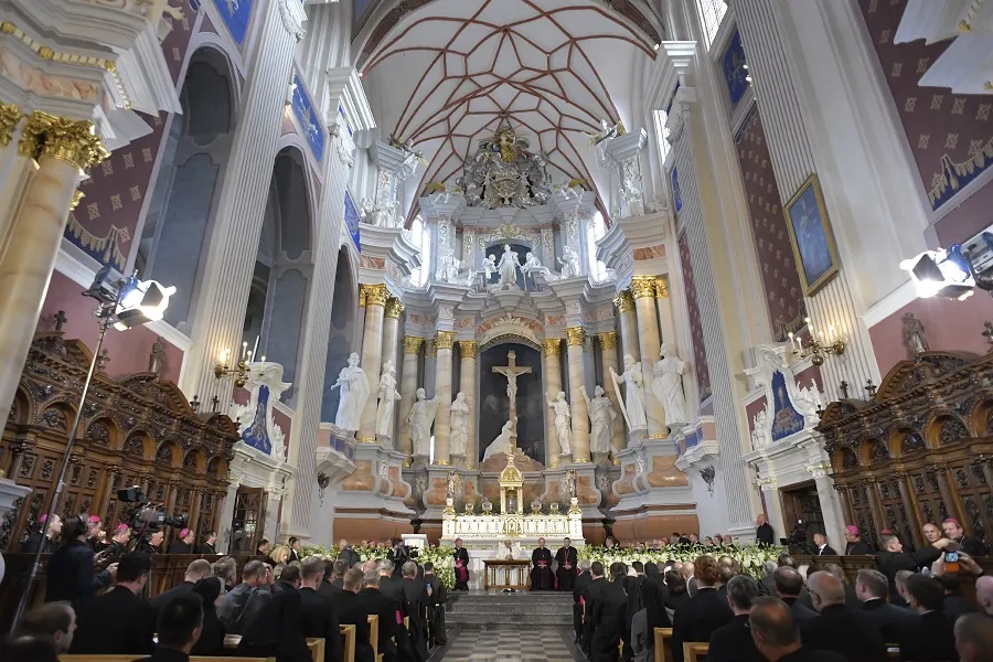 Pope Francis speaks in the Kaunas Cathedral Sept. 23, 2018. ?w=200&h=150