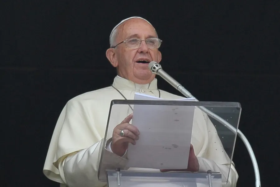 Pope Francis delivers the Angelus address, June 15, 2015. ?w=200&h=150