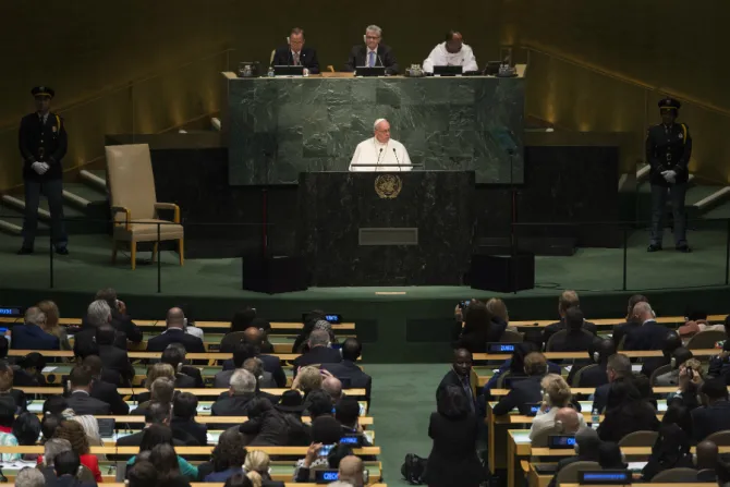 Pope Francis to UN general assembly Sept 25 2015 Credit LOR