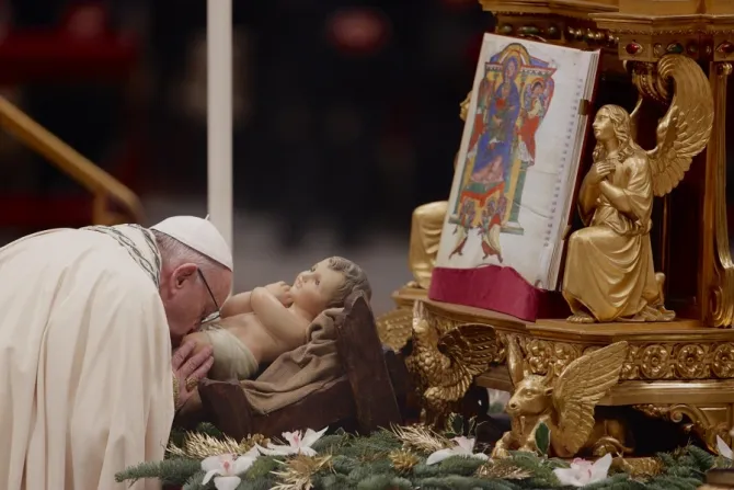 Pope Francis venerates the Child Jesus during Vespers Dec 31 2017 Credit Daniel Ibanez CNA