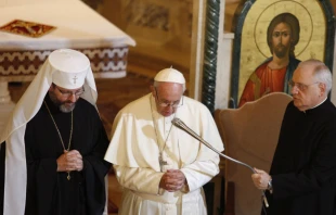 Pope Francis visit the Ukrainian Greek Catholic community in Rome.   Daniel Ibanez / CNA.