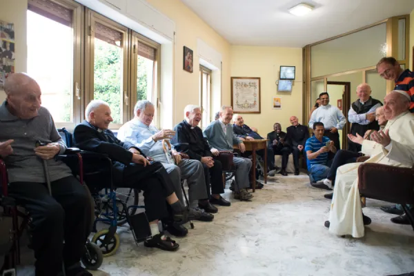 Pope Francis visits the elderly priest-residents of Casa San Gaetano in Rome, June 17, 2016. . L'Osservatore Romano.