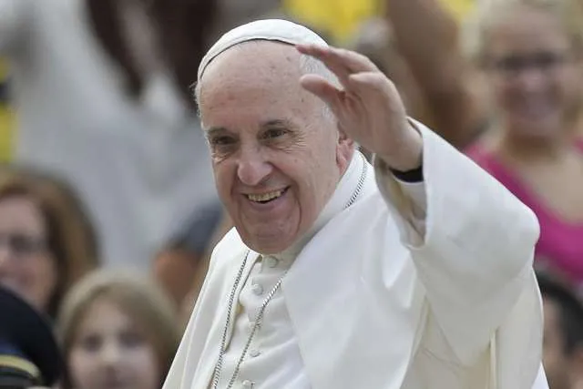 Pope Francis waves to pilgrims at the general audience in St. Peter's Square Oct. 7, 2015. ?w=200&h=150