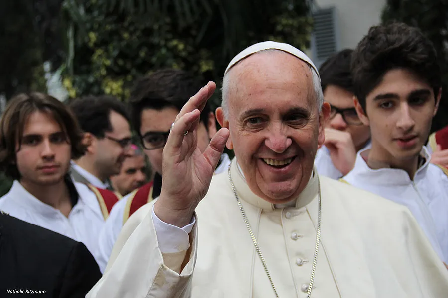 Pope Francis waves to pilgrims in Turkey, Istanbul, Nov. 29 2014. ?w=200&h=150