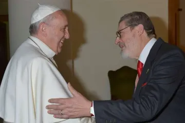 Pope_Francis_with_his_personal_doctor_Fabrizio_Soccorsi_Credit_Vatican_Media.jpeg