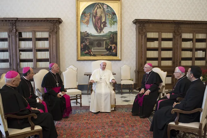 Pope Francis with the Episcopal Conference of Albania in Vatican City May 30 2017 Credit LOsservatore Romano 1 CNA