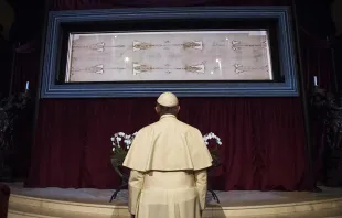 Pope Francis with the Shroud of Turin in the Cathedral of Saint John the Baptist, Turin on June 21, 2015.   L'Osservatore Romano.
