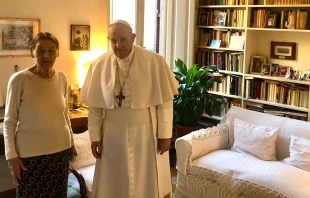 Pope Francis with writer and Holocaust survivor Edith Bruck Feb. 20, 2021. Credit: Vatican Media.