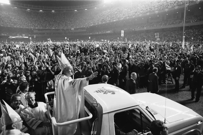 Pope John Paul II first US visit in 1979 public domain Catholic News Agency 111014 CNA