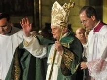 Pope Benedict presides the Vespers at St. Vito Cathedral in Prague
