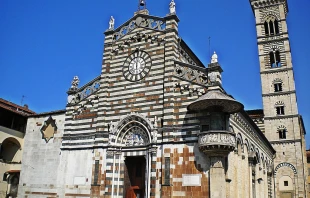 Prato cathedral.   Massimilianogalardi via Wikimedia (CC BY-SA 3.0).