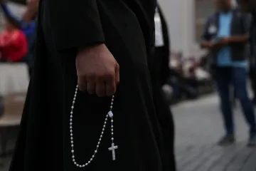 Prayer vigil in Saint Peters Square with Pope Francis 53 Daniel Ibanez 161008