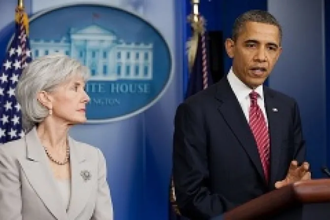 Pres Barack Obama with HHS Sec Kathleen Sebelius announce the contraceptive mandate at the White House Jan 12 2012 Official White House Photo by Pete SouzaCNA