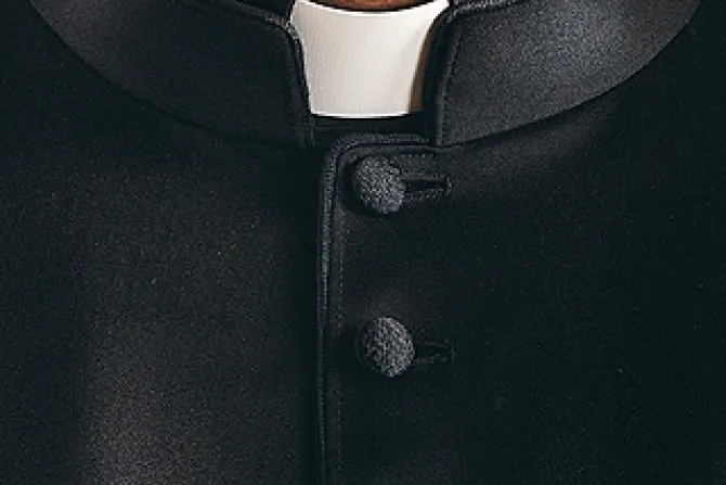 Priest collar Credit alphaspirit via wwwshutterstockcom EWTN