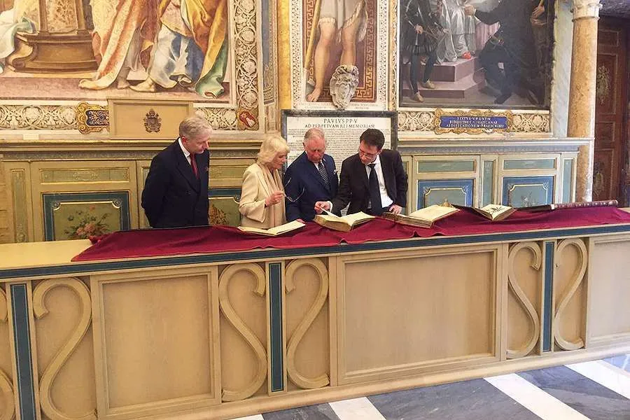The Prince of Wales and Duchess of Cornwall in the Vatican Library April 4, 2017. Photo courtesy of Clarence House.?w=200&h=150