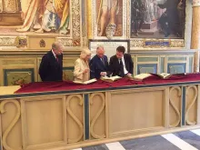 The Prince of Wales and Duchess of Cornwall in the Vatican Library April 4, 2017. Photo courtesy of Clarence House.