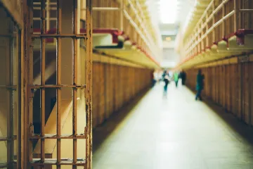 Prison Credit OFFSTOCK Shutterstock cna