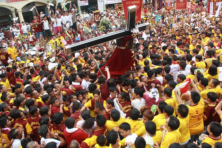 Procession of the Black Nazarene in Manila, January 7, 2010.?w=200&h=150