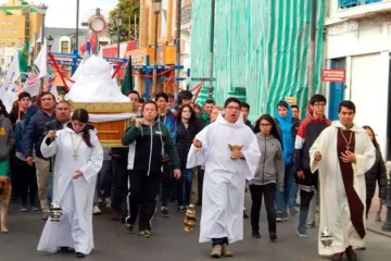 Procession to commemorate the first Mass in Chile Credit Diocese of Punta Arenas 