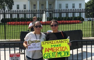 Protests against President Trump's plan to end DACA, Sept. 5, 2017.   Matt Hadro/CNA.