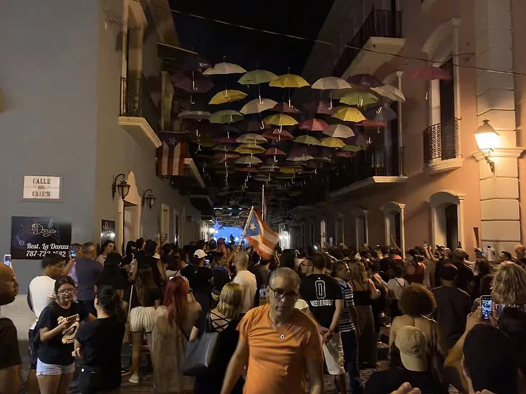 Protests in front of La Fortaleza demanding the resignation of Puerto Rico governor Ricardo Rossello, July 14, 2019. ?w=200&h=150