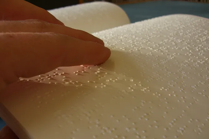 Reading braille Credit Jason Pearce via Flickr CC BY NC SA 20 CNA 1 8 15