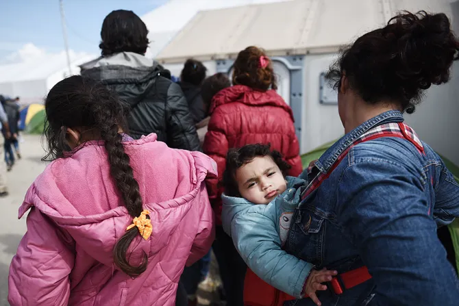 Refugees deportation Credit Giannis Papanikos Shutterstock CNA